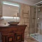 A Pasturella, Jacuzzi *