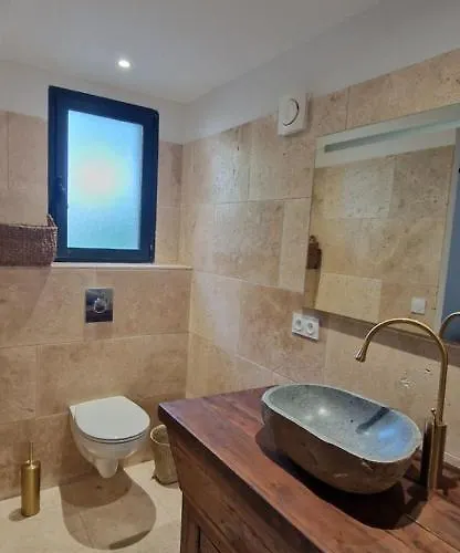 A Pasturella, Jacuzzi