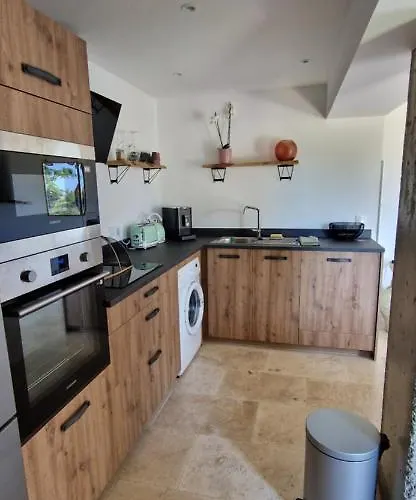 A Pasturella, Jacuzzi Holiday home *