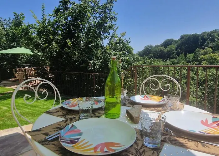 Hébergement de vacances A Pasturella, Jacuzzi *