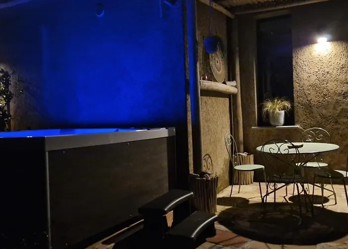 A Pasturella, Jacuzzi Holiday home *